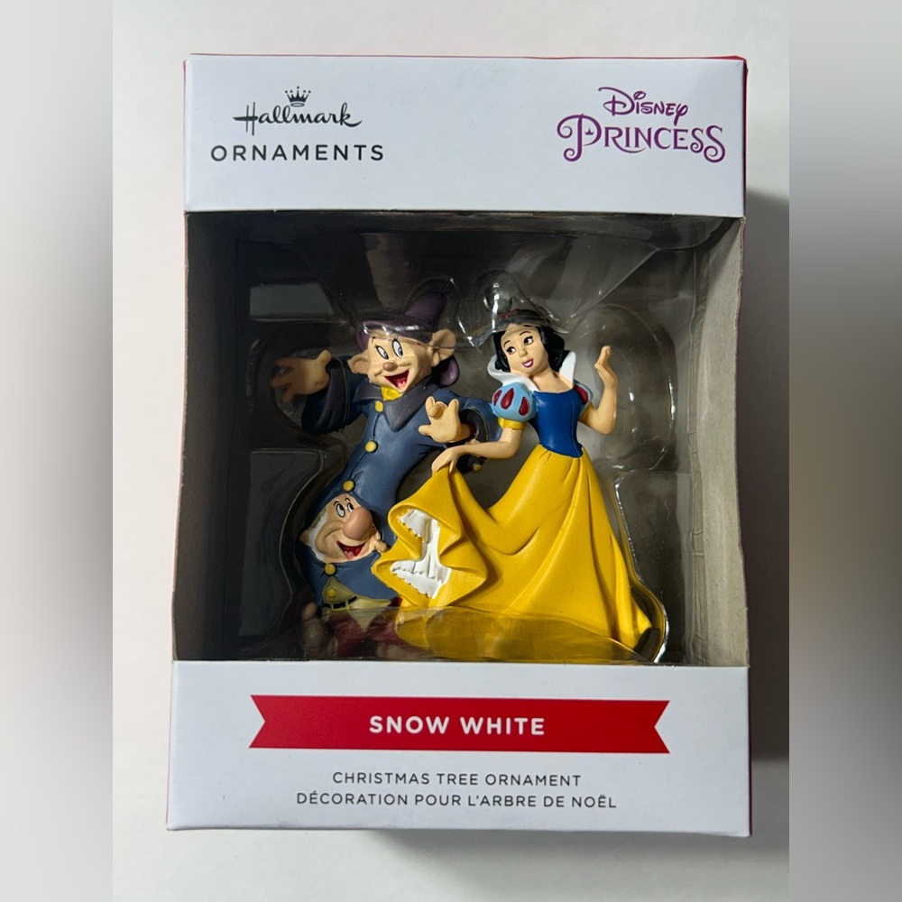 Disney x Hallmark - Snow White Ornament/ Decoration BNIB 🍎